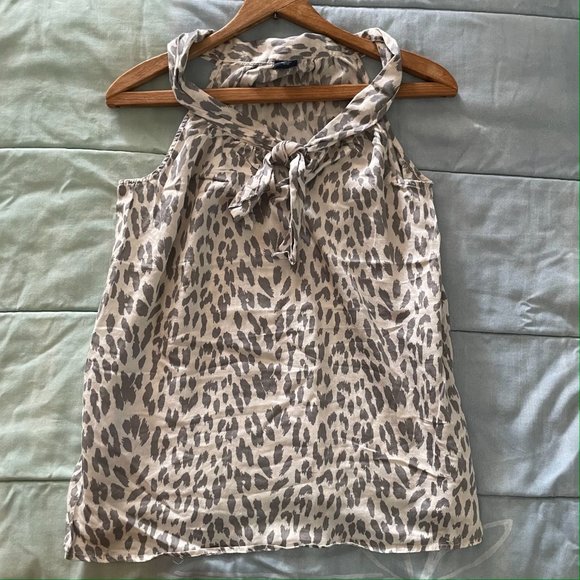 Gap Kids Sleeveless Grey Animal Print Blouse - Picture 2 of 5